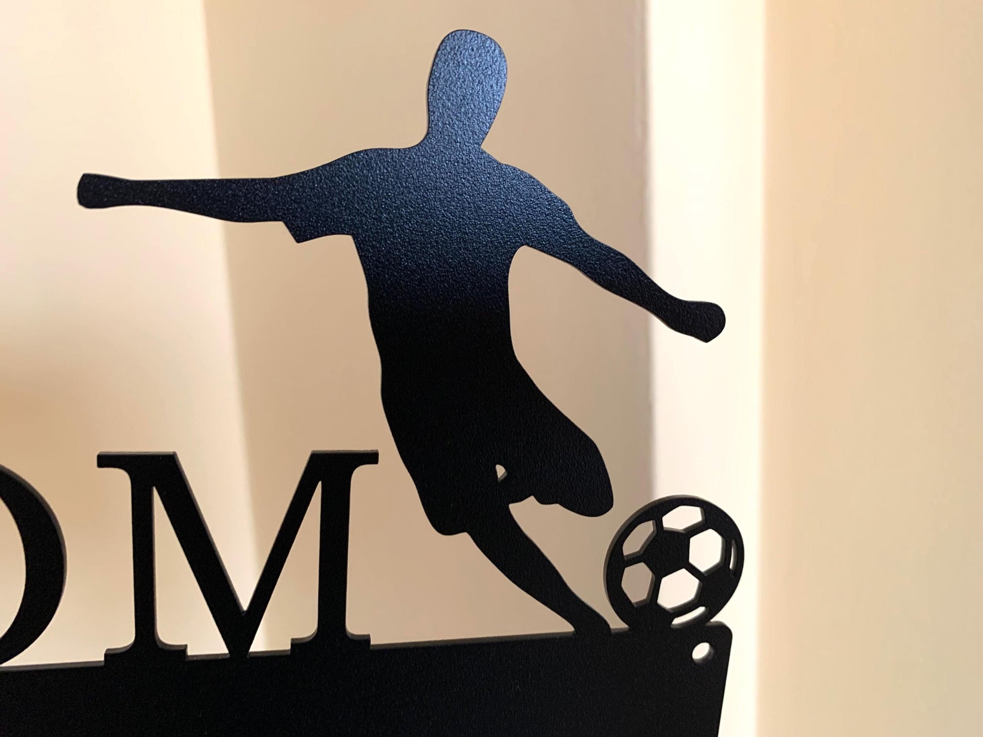 Additional figures to already ordered metal holder sign