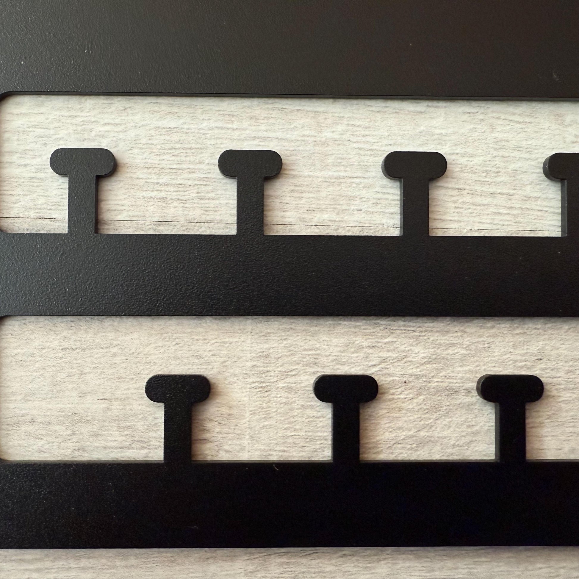 Personalized Running Medal Holder, Custom Medal Display Rack with Male or Female Figure